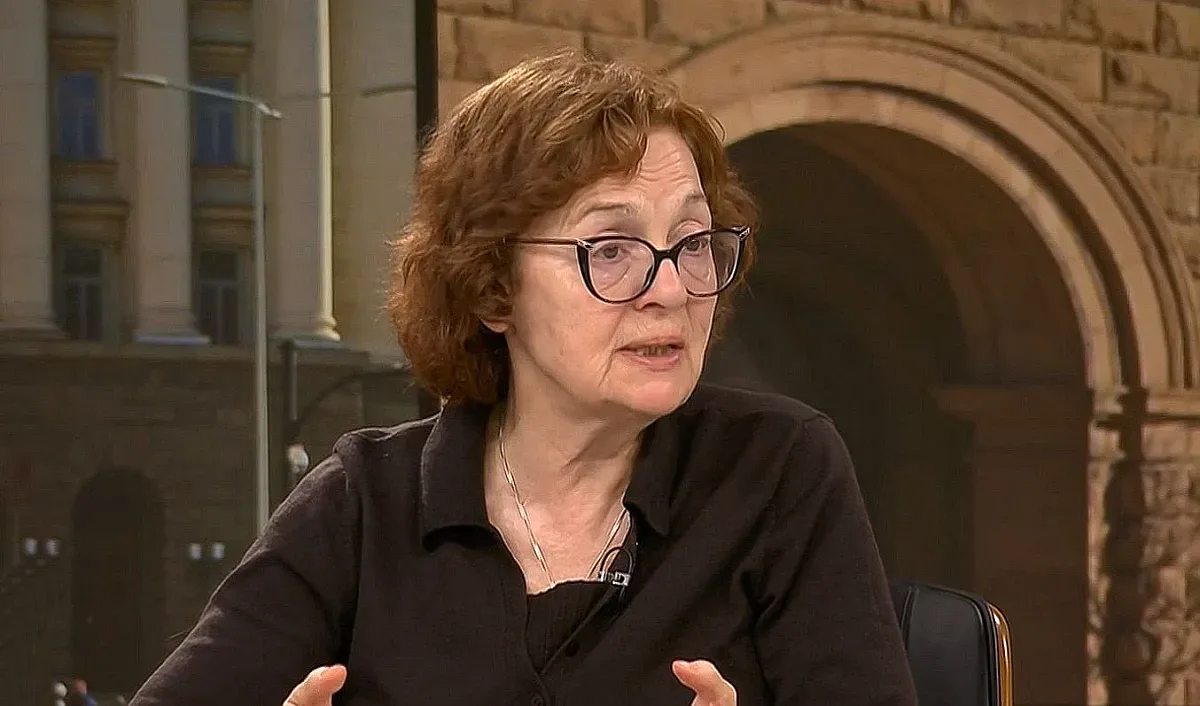 Румяна Коларова разкри как могат да се споразумеят ГЕРБ и ПП-ДБ