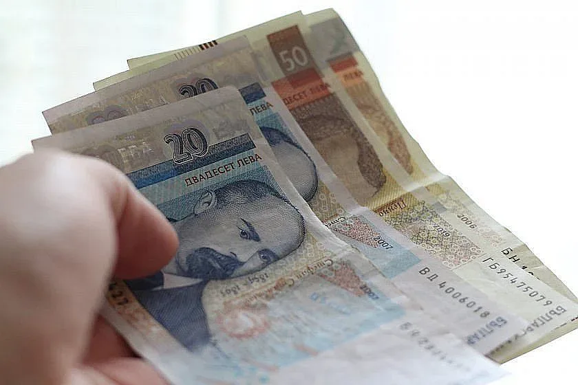 Голяма промяна с банкнотите в обращение! Столевката удари рекорд