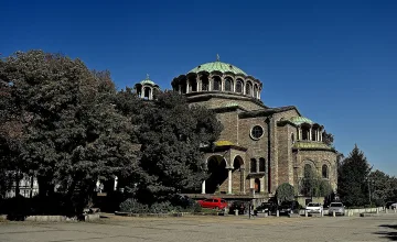 Какво не знаем за катедралата, където погребват патриарх Неофит