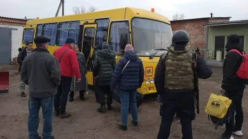 Евакуират цяла украинска област заради тежки руски атаки