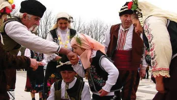 На Сирни Заговезни: Хамкане за децата, прошка от възрастните