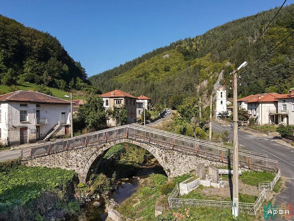 Подземно царство посреща гости в Могилица