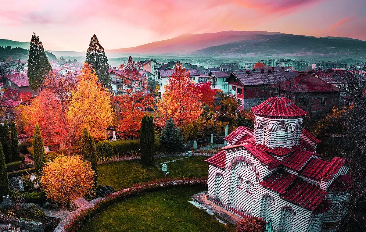 Бранд Кюстендил - балнео и лечебен, културно-исторически и ски туризъм