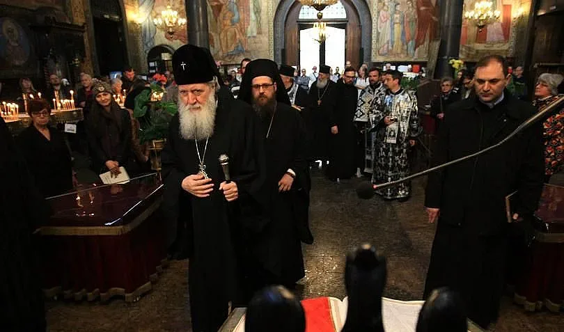 Кметове почетоха патриарх Неофит