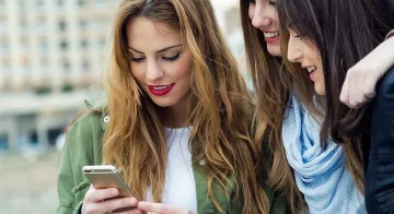 Нови правила за покупката на телефон. Колко пъти можем да го изпускаме?