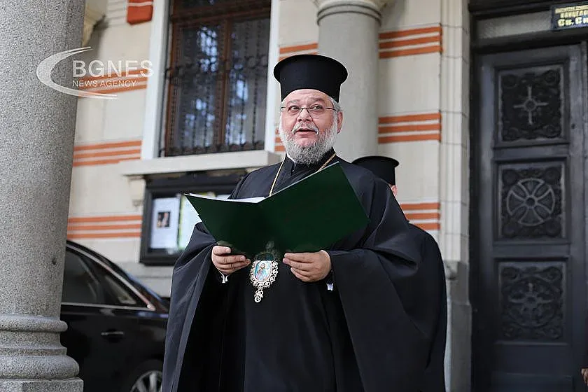 Светият синод с окончателно решение за сливенския митрополит
