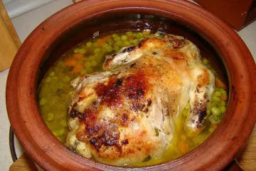 Месни Заговезни. Най-вкусната рецепта за варена кокошка преди строгите забрани