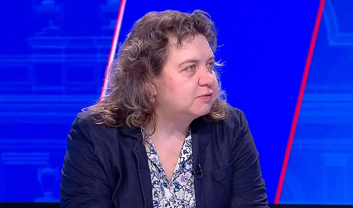 Ще забави ли Радев ротацията? Експерт видя стъпките на президента