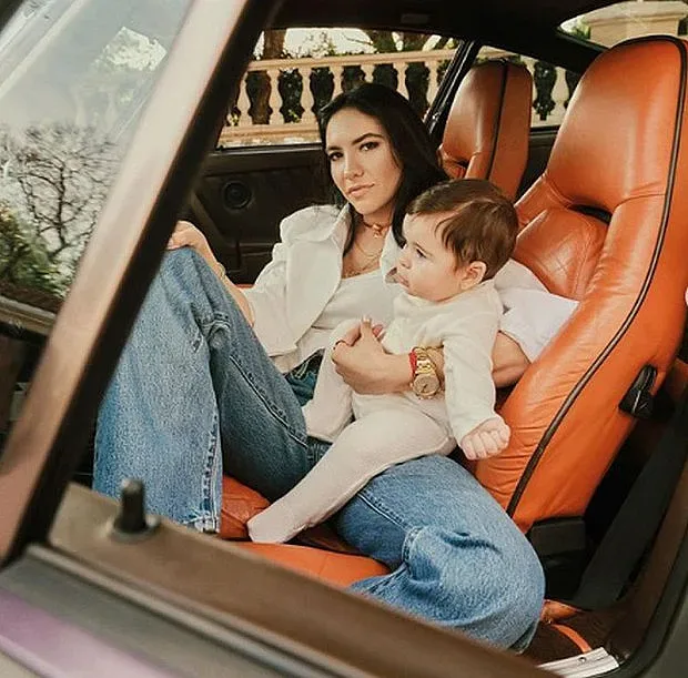 Няма шега. Ето го бебето на Ал Пачино