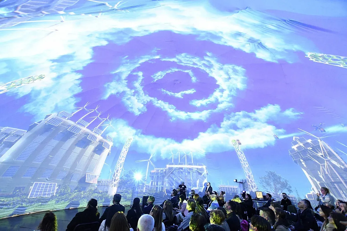 Дни на визуалната наука разказва за света, в който живеем с 360-градусови прожекции