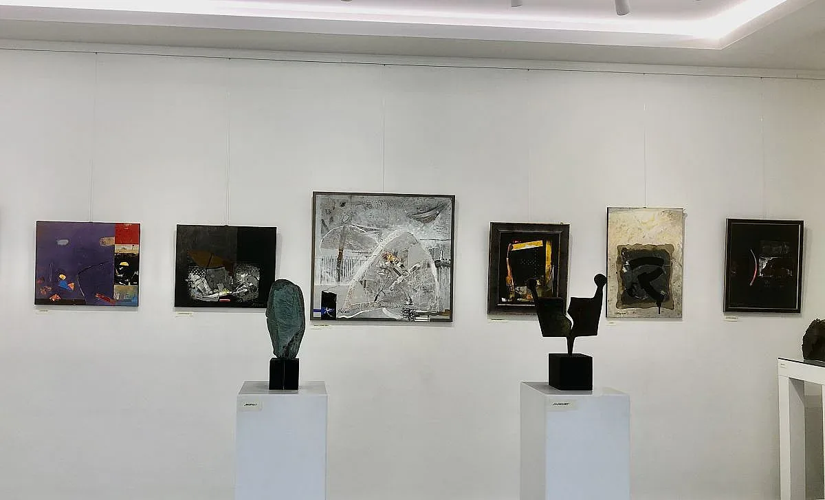 Арт галерия Вежди представя непоказвани творби на Стоил Мирчев