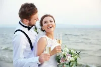 Как да изберете сватбени чаши, с които да блеснете?