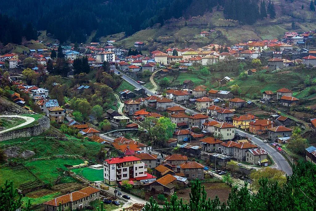 Родопско село с най-трайното име