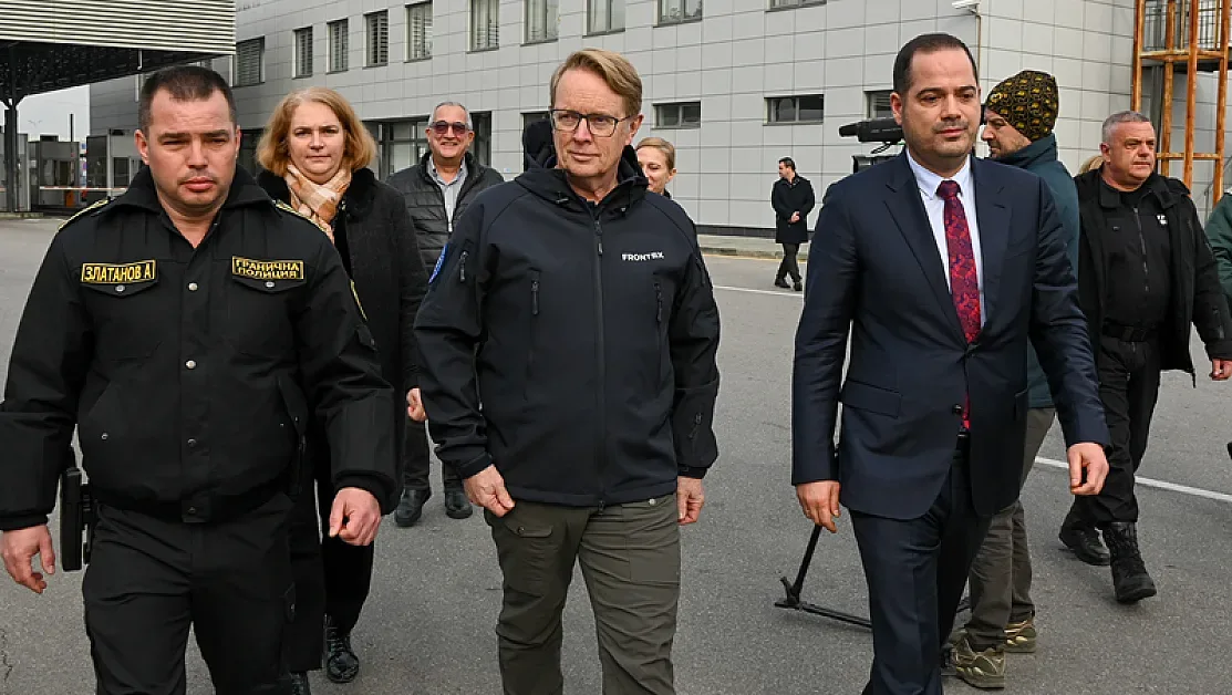 "Фронтекс" засилва присъствието си в България, увеличава служителите си