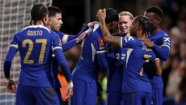 Галахър прати Челси на четвъртфинали. Груев получи почивка