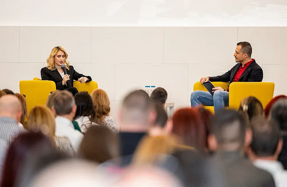 Мария Бакалова бе мотивационен гост на Годишната лидерска конференция на Кока-Кола ХБК България