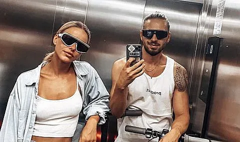 Изненада! Папи Ханс и приятелката му останаха като гръмнати