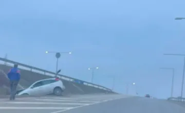 Черна дупка на кръстовище в София! Шофьорите онемяха