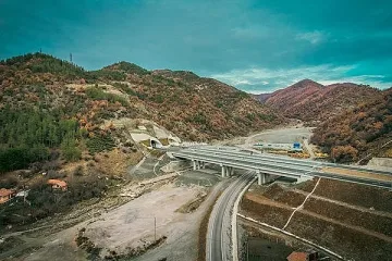 Най-накрая! От вторник пускат най-модерния и дълъг тунел в България