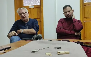 Ново чудо! Сребърна лъжичка променя историята