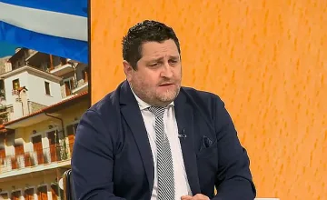 Грък с нови подробности как е бил изнудван от Нотариуса
