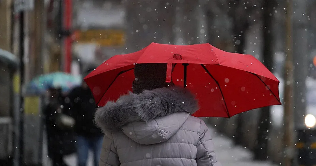 Капризно време. Малък Сечко си прави шеги