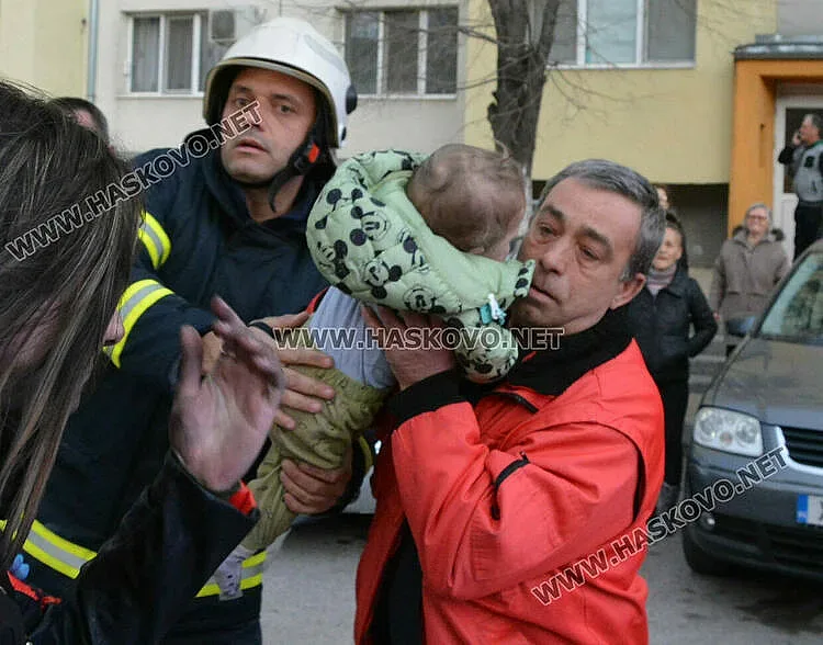 Ужас в Хасково. Летят пожарни и линейки
