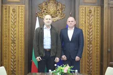 Радев в Банско. Поиска нещо голямо