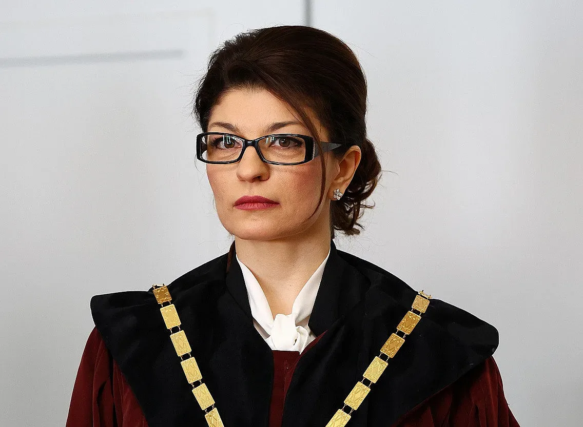 Десислава Атанасова с първо дело. Голяма изненада