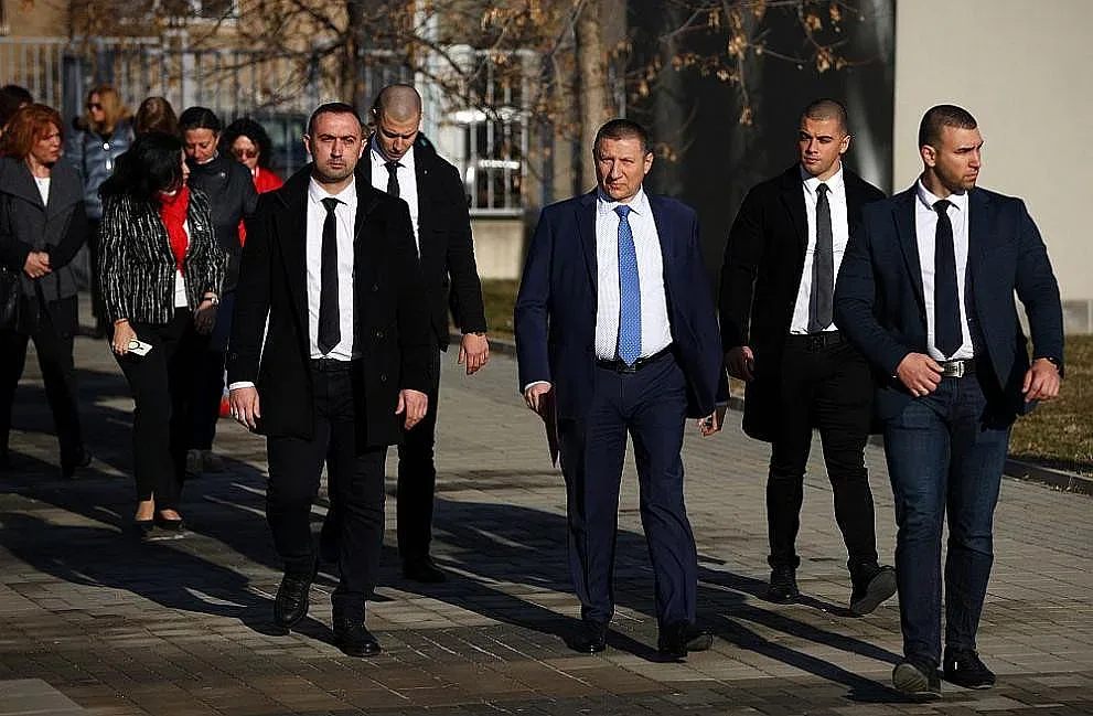 Сарафов се развихри. Погна прокурори