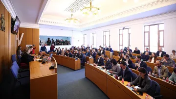 Обрат! Групата на "Възраждане" в СОС се разпадна