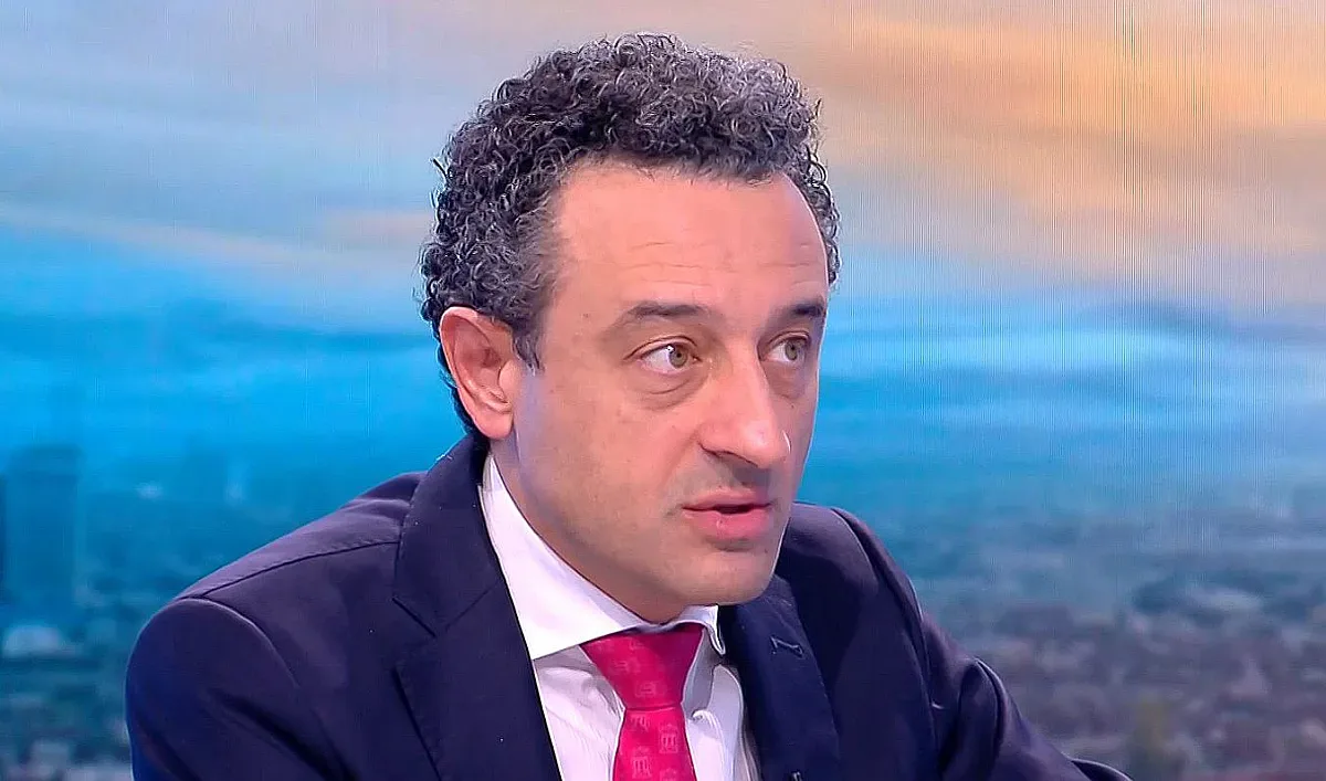 Лорер каза кой ще е външният министър на ПП-ДБ след ротацията