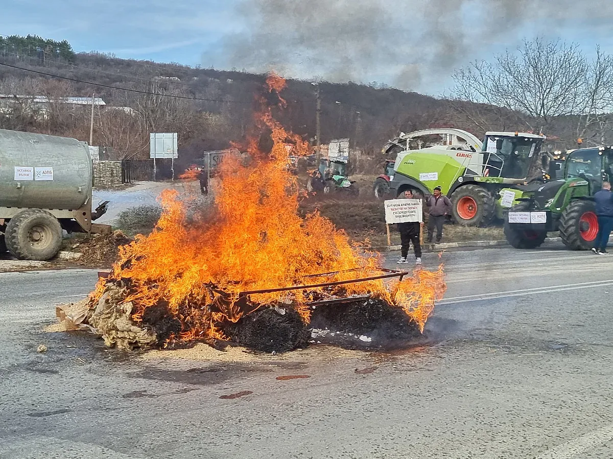 Продължава протестът на земеделците, ще има блокади на пътища