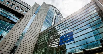 Правят масови проверки на евродепутати дали са агенти на Кремъл