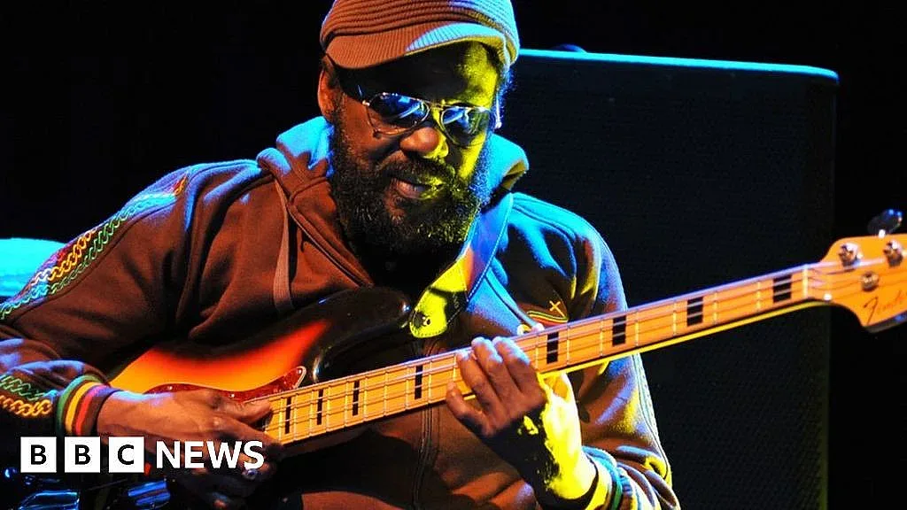 Отиде си 25-ият най-велик басист на всички времена