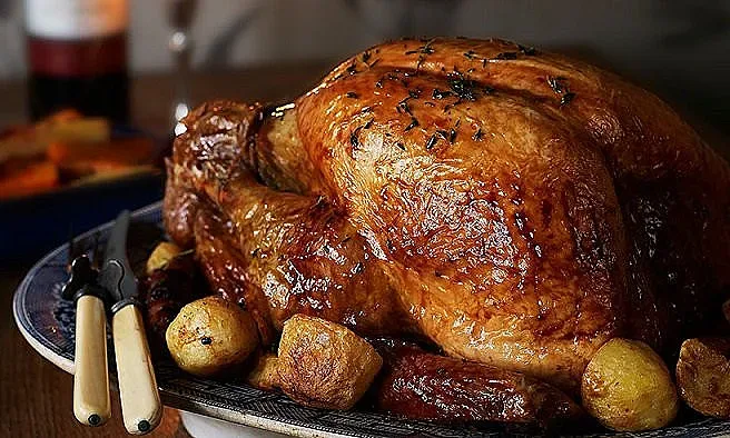 Как трябва да приготвим печената пуйка, за да се топи в устата