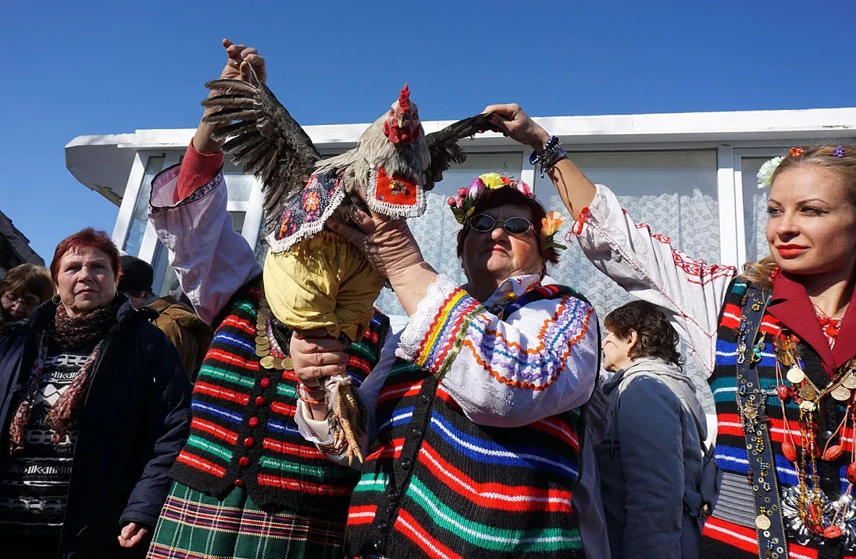 Петльовден! Черпят 15 чудни имена