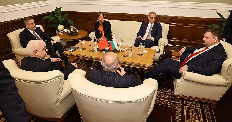 Пеевски към Фидан: България твърдо подкрепя пътя на Турция към ЕС