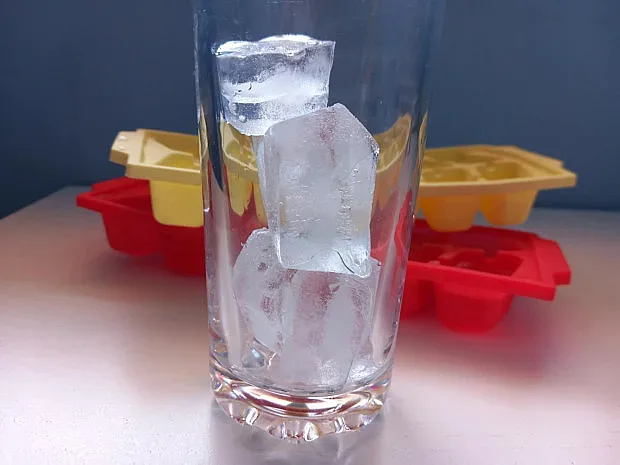 На плажа! Зараза дебне в леда и царевицата