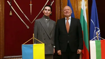 Тагарев се срещна с Олеся Илашчук. Засилват сътрудничеството