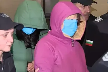 Съседи на убийците майка и дъщеря в шок! Нови детайли