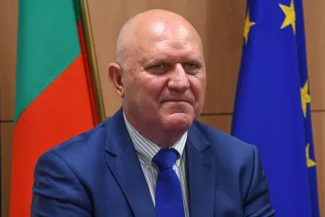 Голяма промяна с входното ниво за 9 клас. Революция в училище