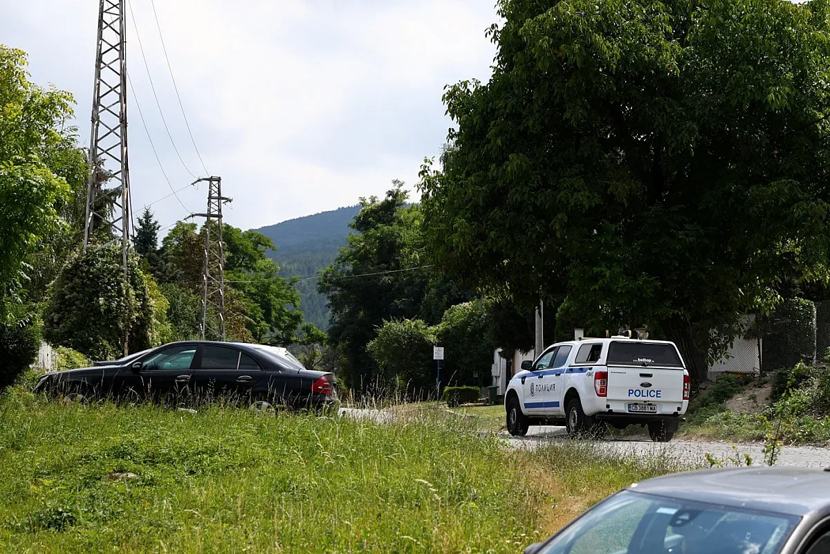 Ужасяващо убийство край София, вървят арести