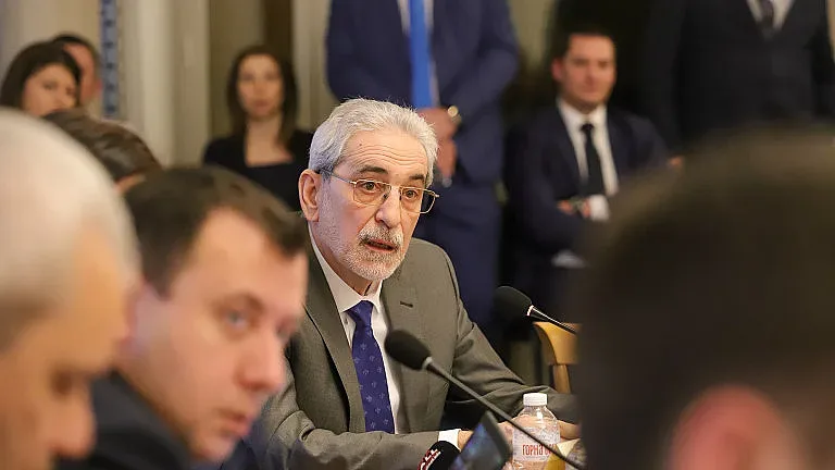 След изслушването на Белазелков! Много повече въпроси, отколкото отговори