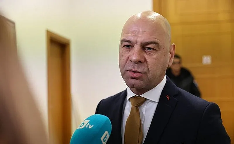 Кметът на Пловдив проговори. Как вижда съдбата на Альоша