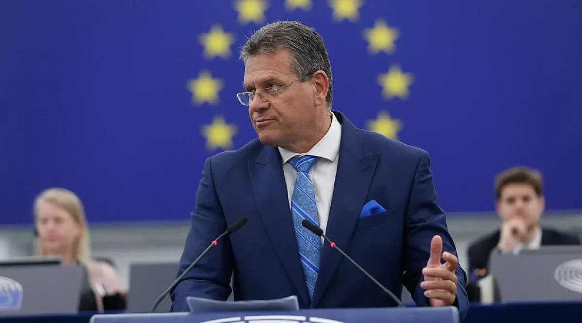 Еврокомисар даде краен срок за България и Румъния в Шенген