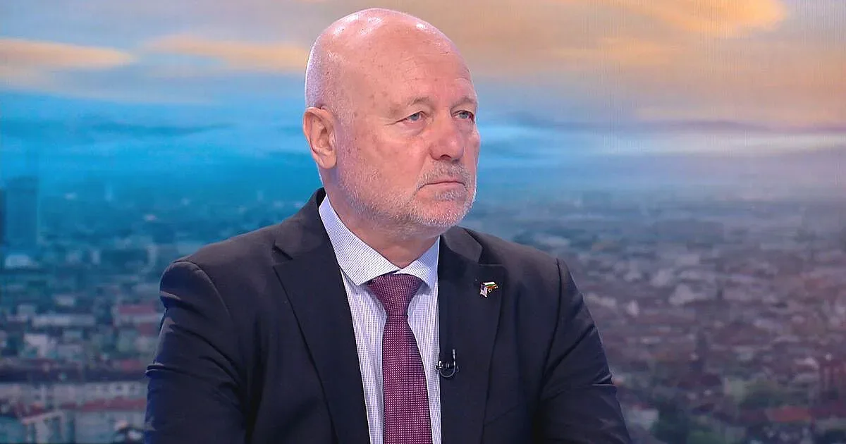 Тагарев даде отчет. Ето какво важно е постигнал в САЩ