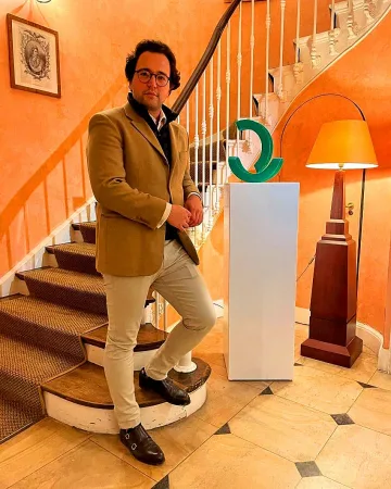 Само във вестник СТАНДАРТ: Има ли Борис Търновски нова муза?