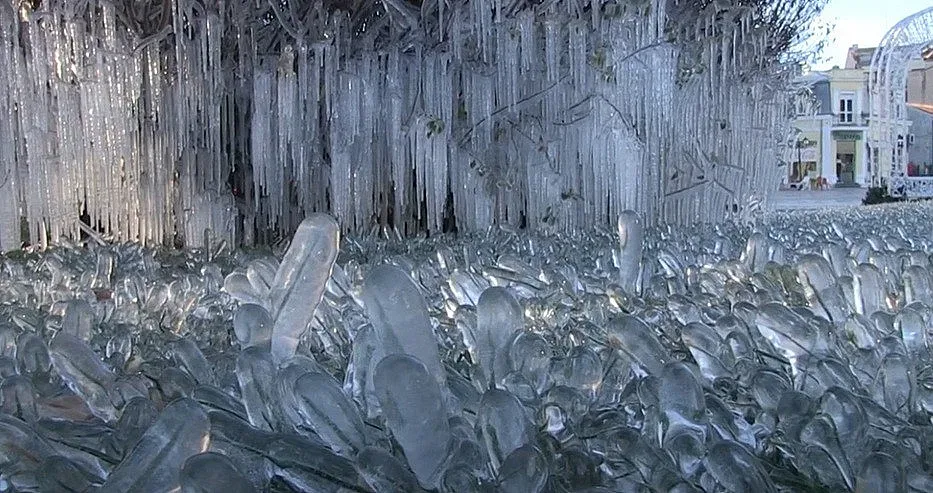 Злосторник побърка наш голям град! Гледката е шок