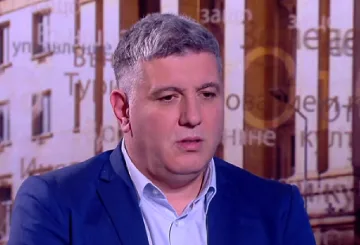 Регионалният министър с лоши новини за ремонтите